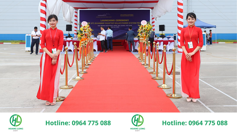 thuê thảm đỏ giá rẻ